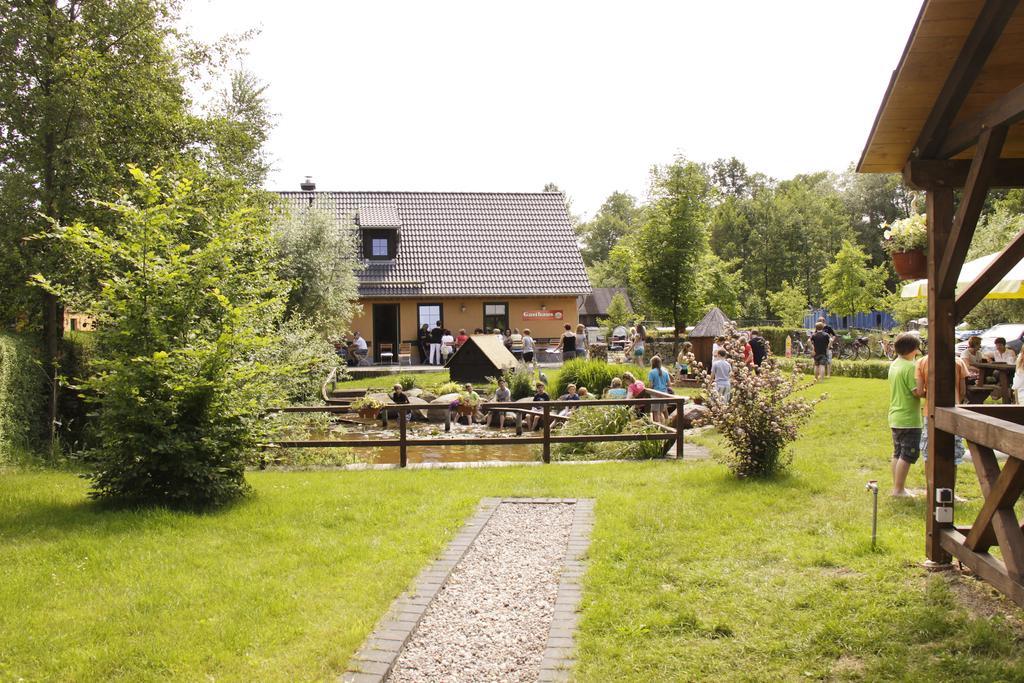 Gasthaus & Pension Am Kurfuerstendamm Burg  Exterior photo